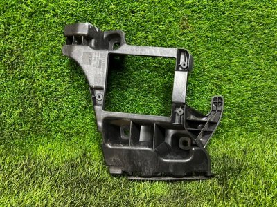 Кронштейн бампера AUDI A6 C7 AVANTE 2012 4G