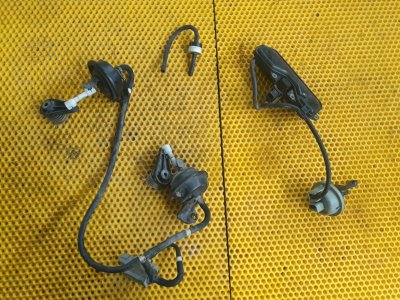 Клапан изменения геометрии впускного коллектора Volkswagen Phaeton 2005 3D2