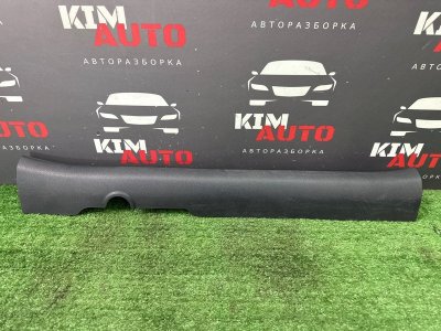 Накладка порога салона Kia Rio X-Line 2020
