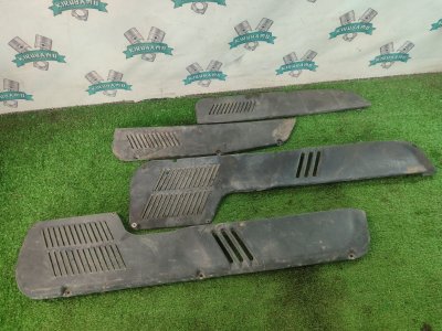 Накладка двери лада 21102 2001 2110