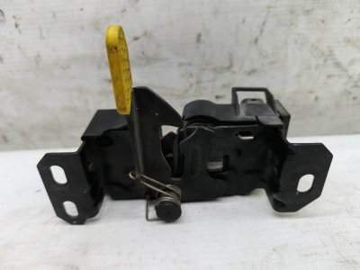 Замок капота Mercedes CLA - Class 2015 CLA 180