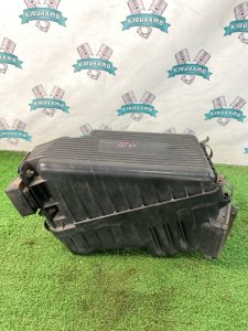 Корпус воздушного фильтра Toyota CORONA 1995 седан