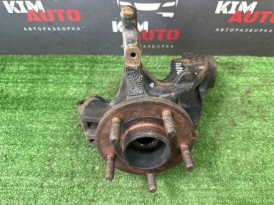 Кулак поворотный Ford focus 3 2012 CB8
