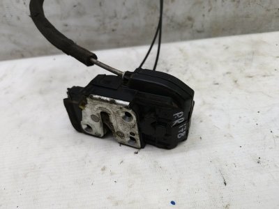 Замок двери Nissan Tiida 2007