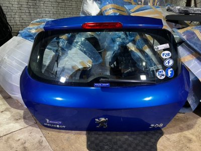 Крышка багажника PEUGEOT 308 2010 T7