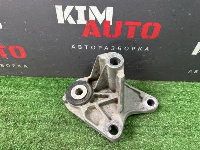 Кронштейн кпп Ford Focus 3 HB 2012 CB8