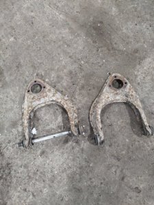 Рычаг подвески верхний лада 21061 1974