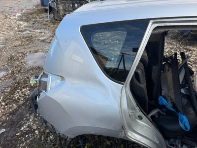 Крыло четверть Toyota RAV4 2006 XA30