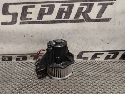 Моторчик печки Audi Q5 2010 8R