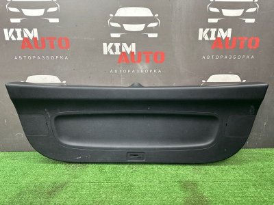 Обшивка крышки багажника Kia Rio X 2020