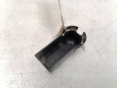 Крышка клеммы Lexus RX200t