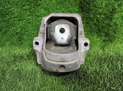 Подушка двигателя AUDI A5 8T0