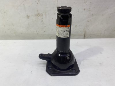 Домкрат Toyota Land Cruiser Prado 2022