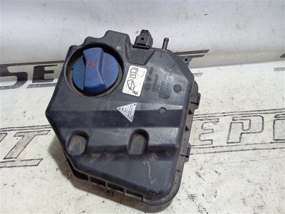 Бачок расширительный Audi Q7 2010 4L