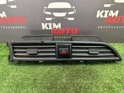 Дефлектор отопителя центральный Kia Rio 4 2019 FB