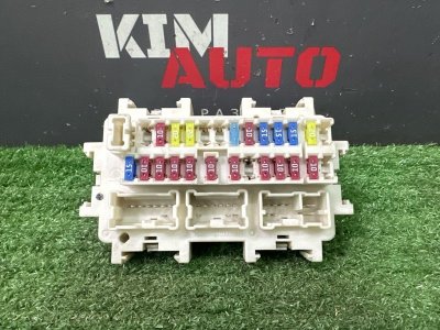 Блок предохранителей салонный Nissan Murano 2008 Z51