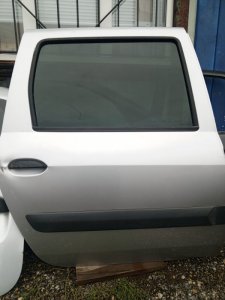 Дверь Lada Largus 2020