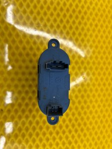 Резистор отопителя Volkswagen Touareg 2003 7L6