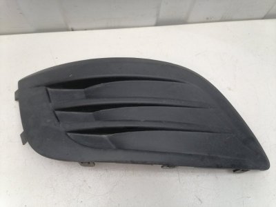 Заглушка ПТФ Lada Largus 2020