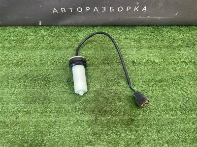 Датчик уровня бачка омывателя Kia Ceed 1 2010 ED