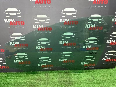 Стекло двери Ford Focus 3 HB 2012 CB8