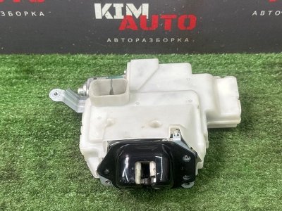 Замок крышки багажника Nissan Murano 2008 Z51