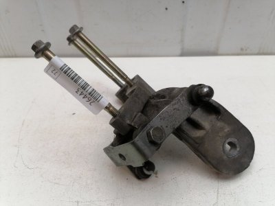 Кронштейн кпп Chery Amulet A15