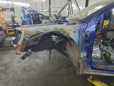 Четверть передняя левая (лонжерон) Volkswagen Phaeton 2005 3D2