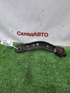 Крепление балки подвески NISSAN March 2009 BNK12