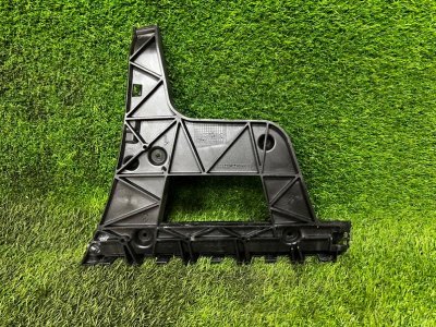 Кронштейн бампера AUDI A4 2011 B8