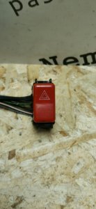 Кнопка аварийной сигнализации Mercedes W124 1993 E320