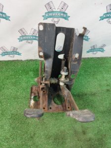 Блок педалей лада 2107 1992 2107