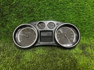 Панель приборов PEUGEOT 308 2010 T7