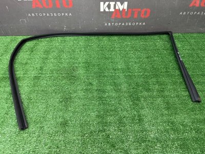 Уплотнитель стекла направляющий Hyundai Solaris 2 2021 HCR