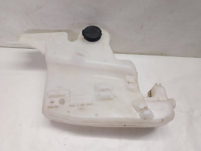 Бачок омывателя Lada Xray 2021