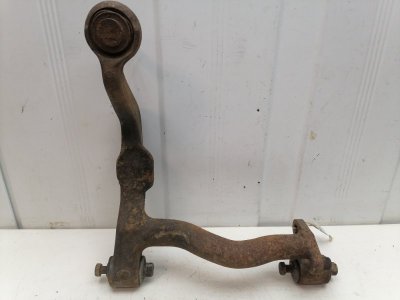 Рычаг подвески верхний Volkswagen Transporter 96-02 T4