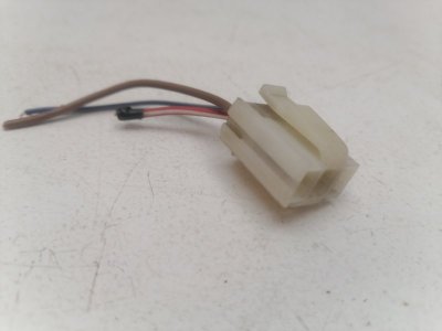 Клемма ( разъем ) Volkswagen Golf 3