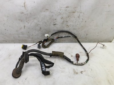 Проводка двери Nissan Tiida 2007