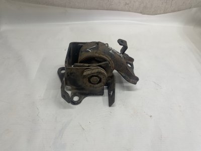 Подушка двигателя Mazda Familia 1998-2003 BJ