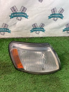 Поворотник Toyota CORONA 1995 седан