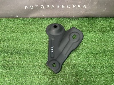 Кронштейн переднего подрамника Kia Ceed 1 2010 ED