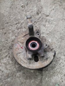 Кулак поворотный лада 21083 1996