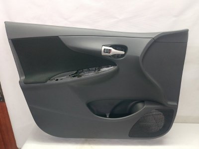 Обшивка двери Toyota Corolla 2008 ZRE152R