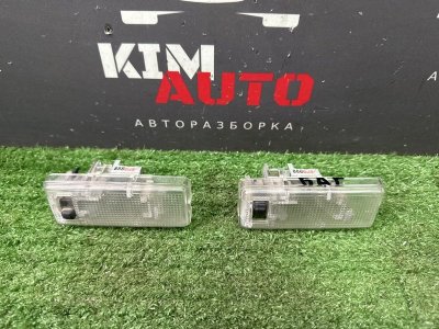 Плафон подсветки багажника Nissan Murano 2008 Z51