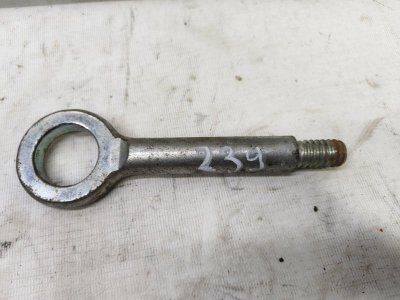 Крюк буксировочный Chevrolet Cobalt 2013