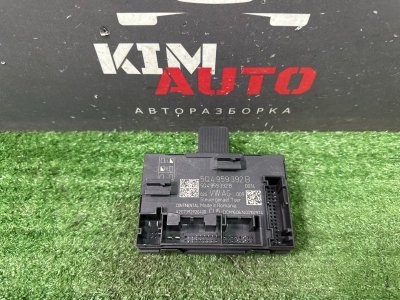Блок комфорта двери Skoda Octavia 2014 A7