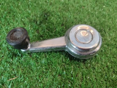 Ручка стеклоподъемника лада 21063 2106