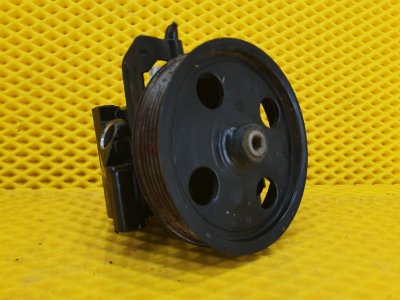 Насос ГУР Ford Focus 2006 2