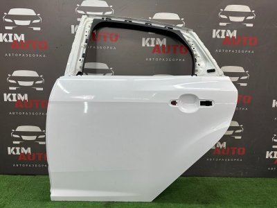 Дверь Ford Focus 3 HB 2012 CB8