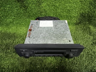 Магнитола AUDI A3 2006 8P